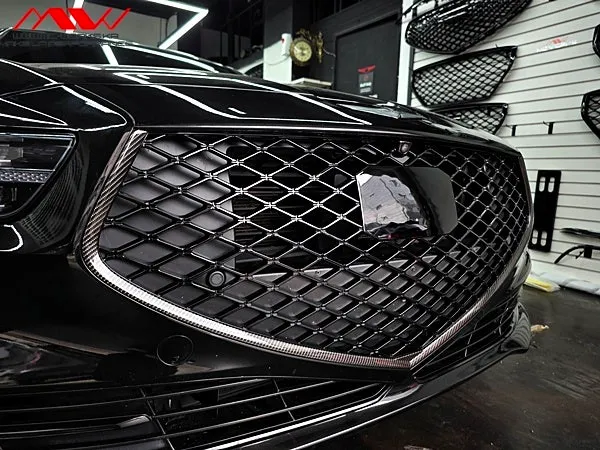 Genesis G90のカーラッピング事例|費用目安・仕上がり 施工写真 3-2