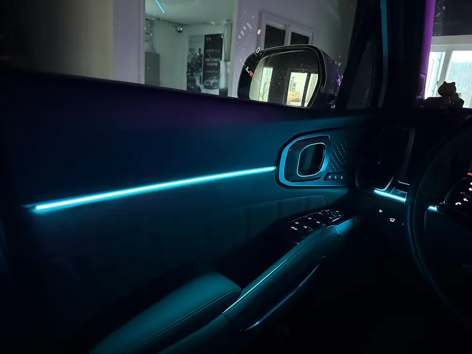 Kia Sorento MQ4 ambient lighting - Kia Sorento MQ4 Ambient Lighting Review — Cost & Results photo 4