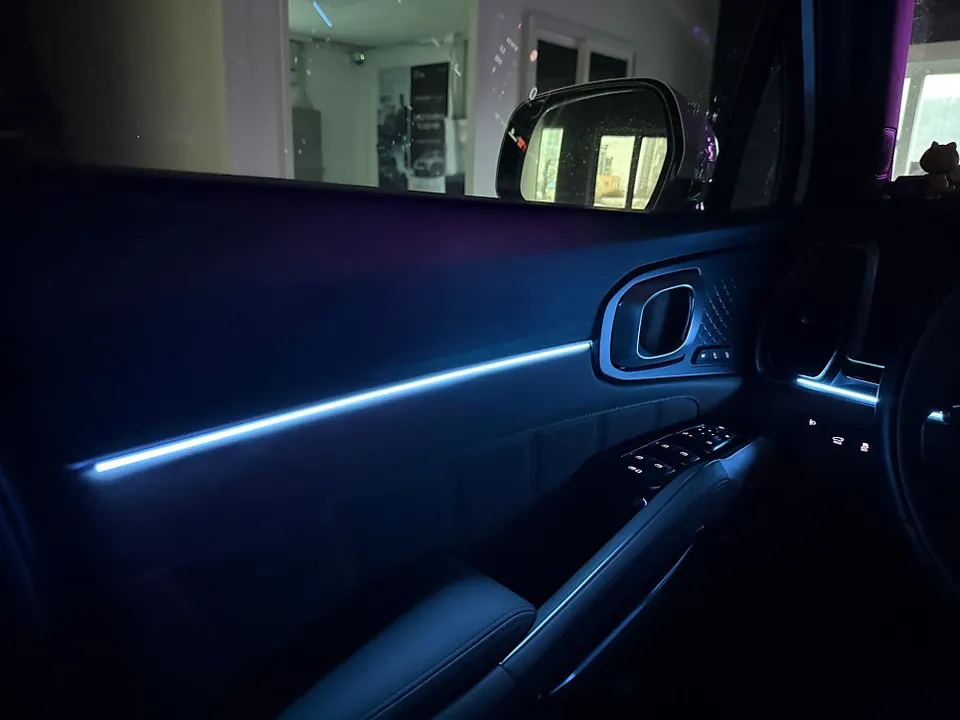 Kia Sorento MQ4 ambient lighting - Kia Sorento MQ4 Ambient Lighting Review — Cost & Results photo 5