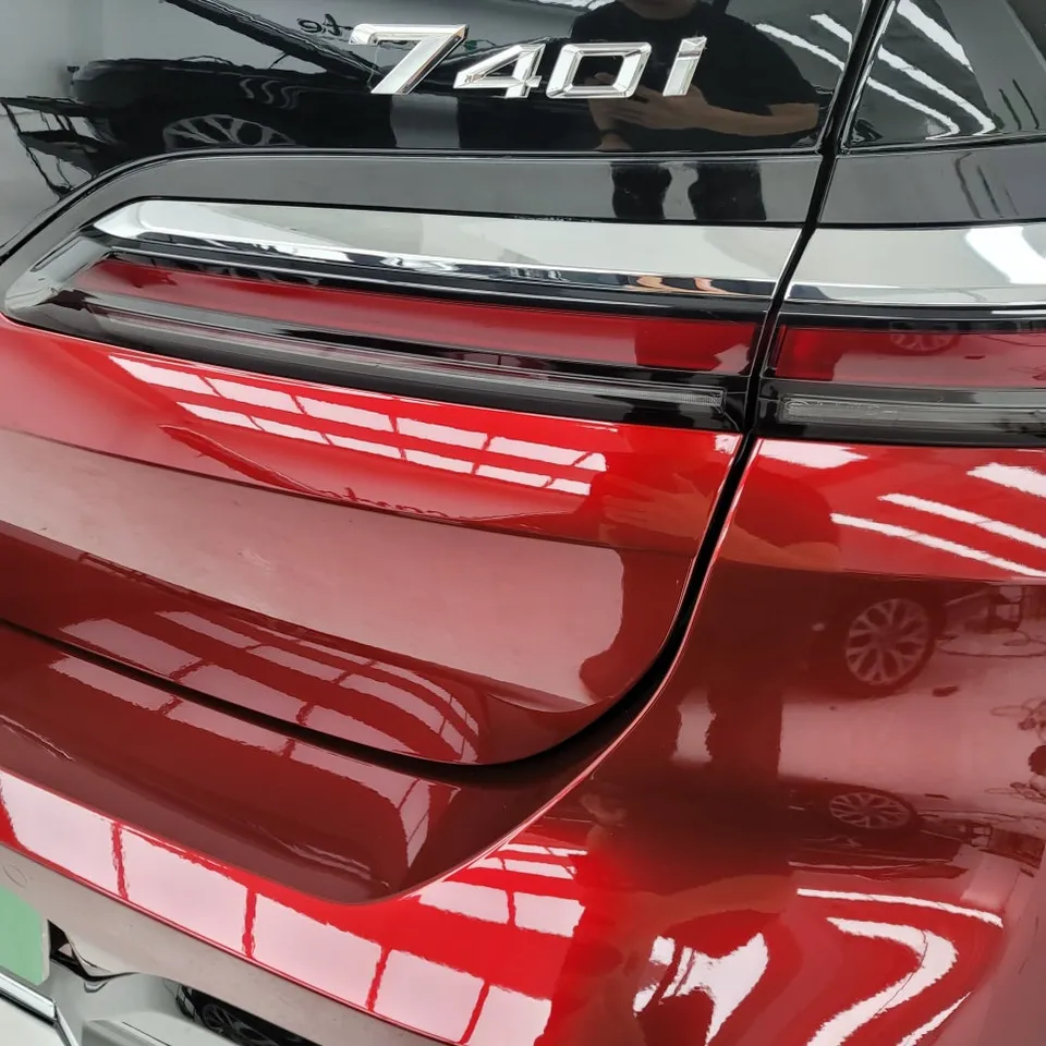 BMW 7 Seriesのカーラッピング事例｜費用目安・仕上がり 施工写真 2-3