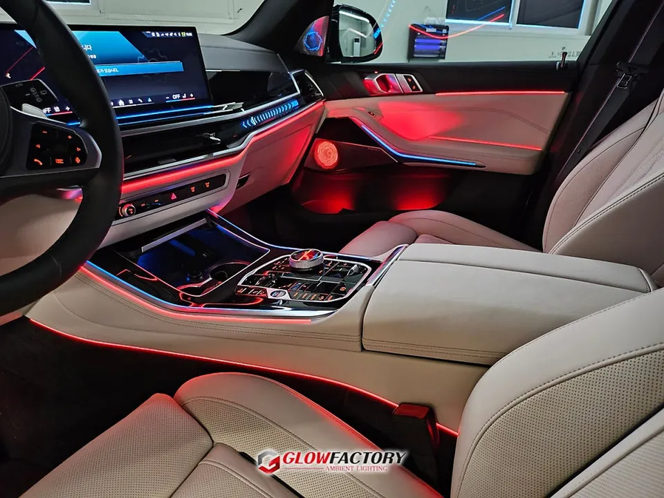 BMW X5 G05 ambient lighting - BMW X5 G05 Ambient Lighting Review - Enhanced Interior Ambiance photo 4