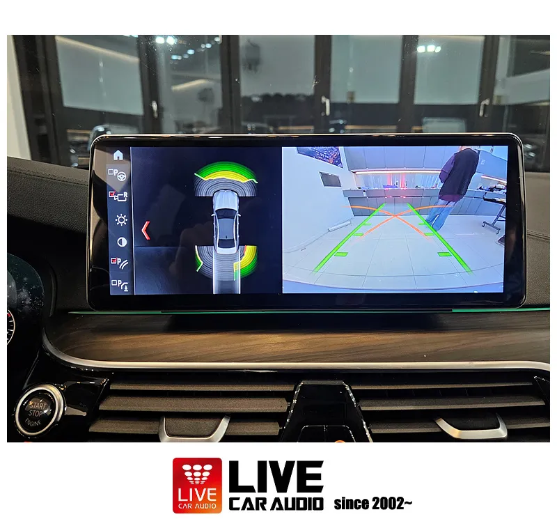 BMW 5 Series G30のAndroid Auto・CarPlay取付事例 施工写真 4-1
