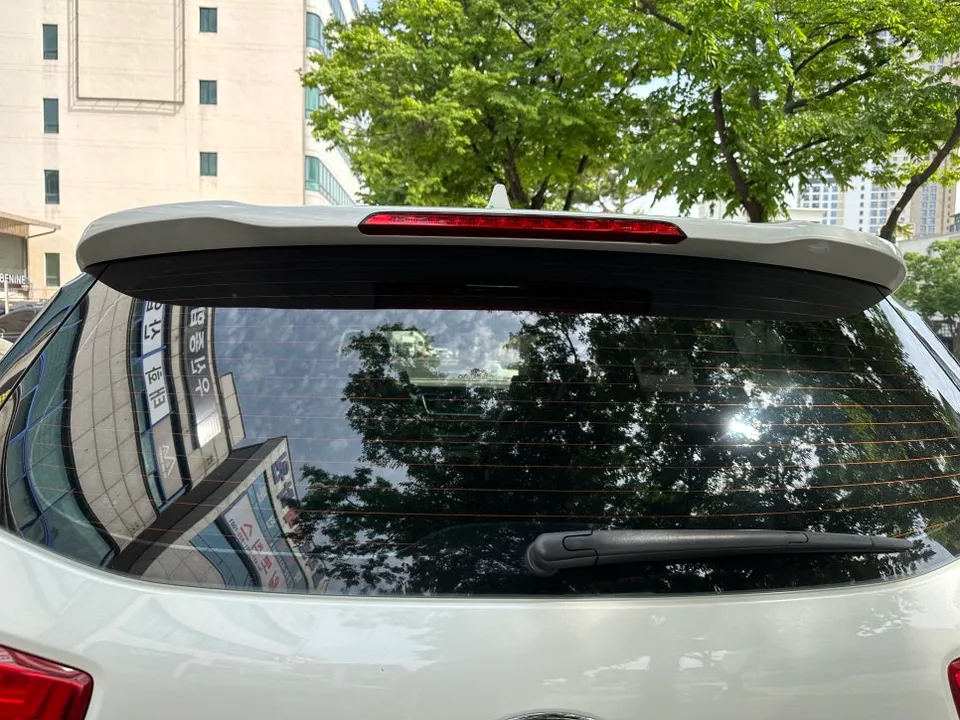 Kia Carnivalのカーフィルム施工事例|費用目安・仕上がり 施工写真 3-1