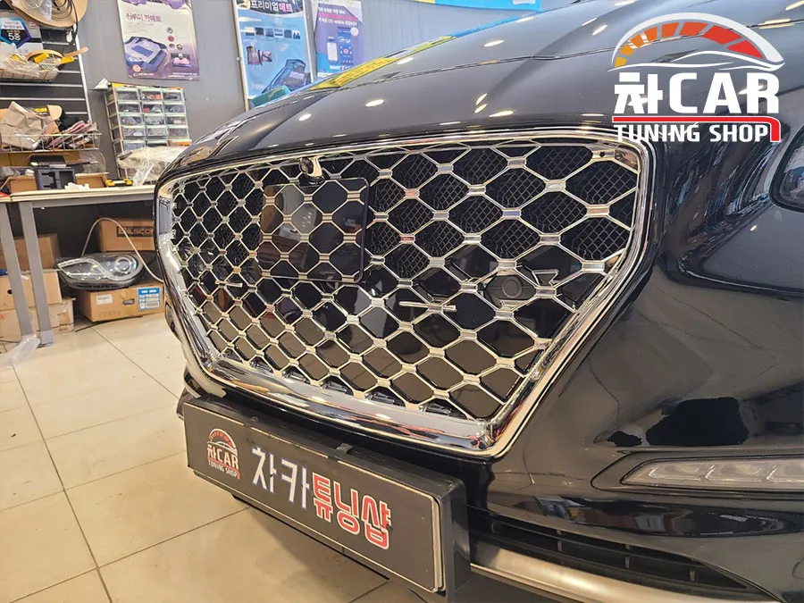 Hyundai Grandeur IG body kit - Hyundai Grandeur IG Body Kit Review: Zephyrus Diamond Grill Upgra photo 3