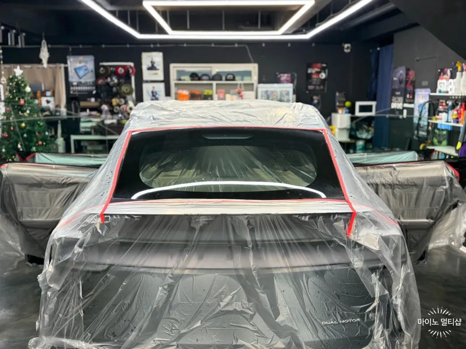 Tesla Model Y ppf - Tesla Model Y Roof PPF Review — Ultimate Scratch & Chip Defense photo 5