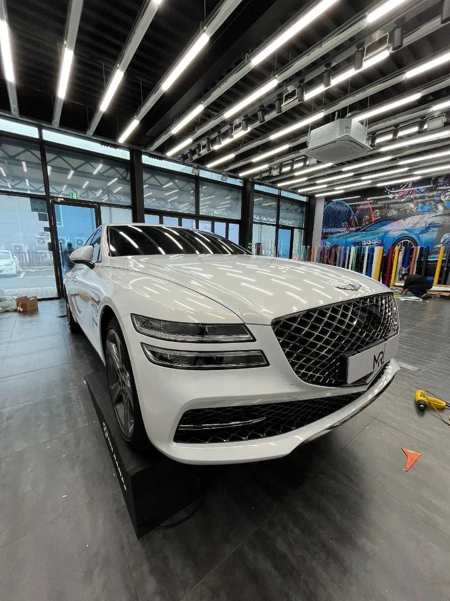 Genesis G80のカーラッピング事例｜費用目安・仕上がり 施工写真 1-3