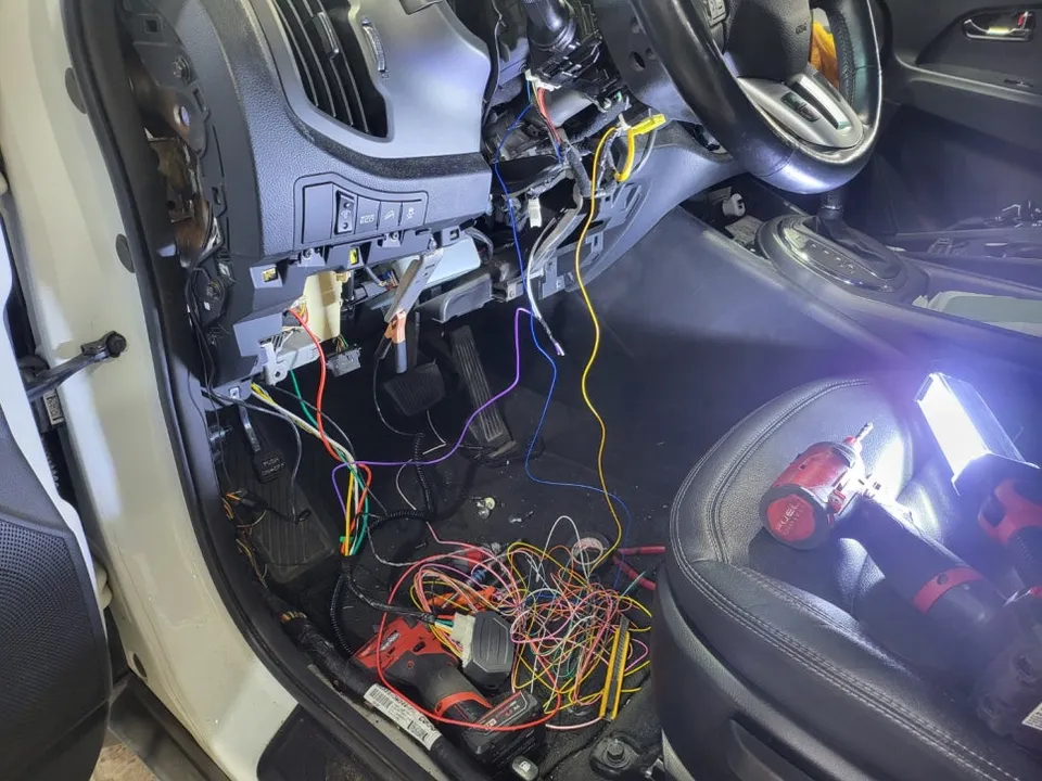 Kia Sportage R oem options - Kia Sportage R Oem Options Installation Review — Cost photo 3
