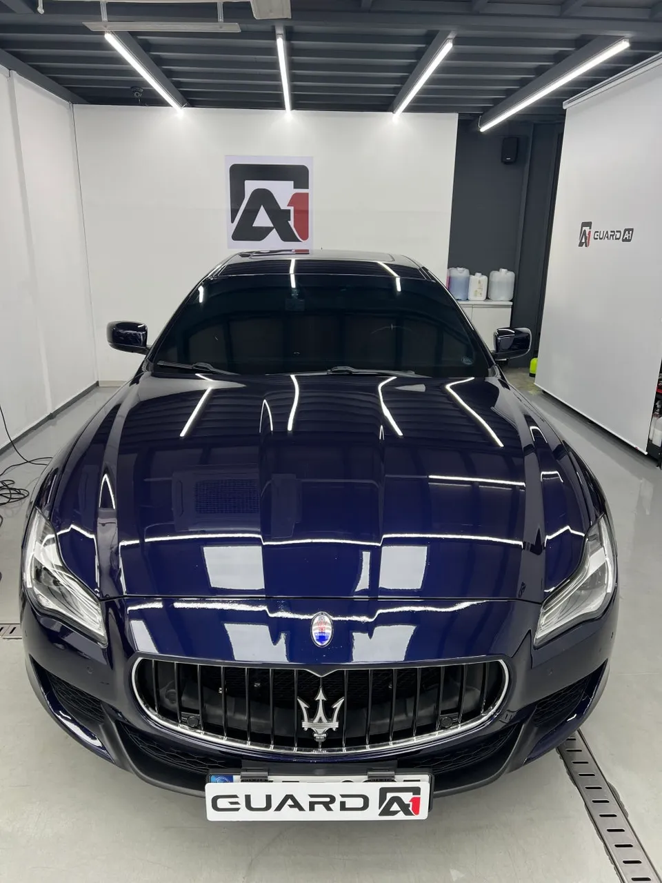 Maserati Quattroporte Chrome Delete Review — Enhanced Aesthetics