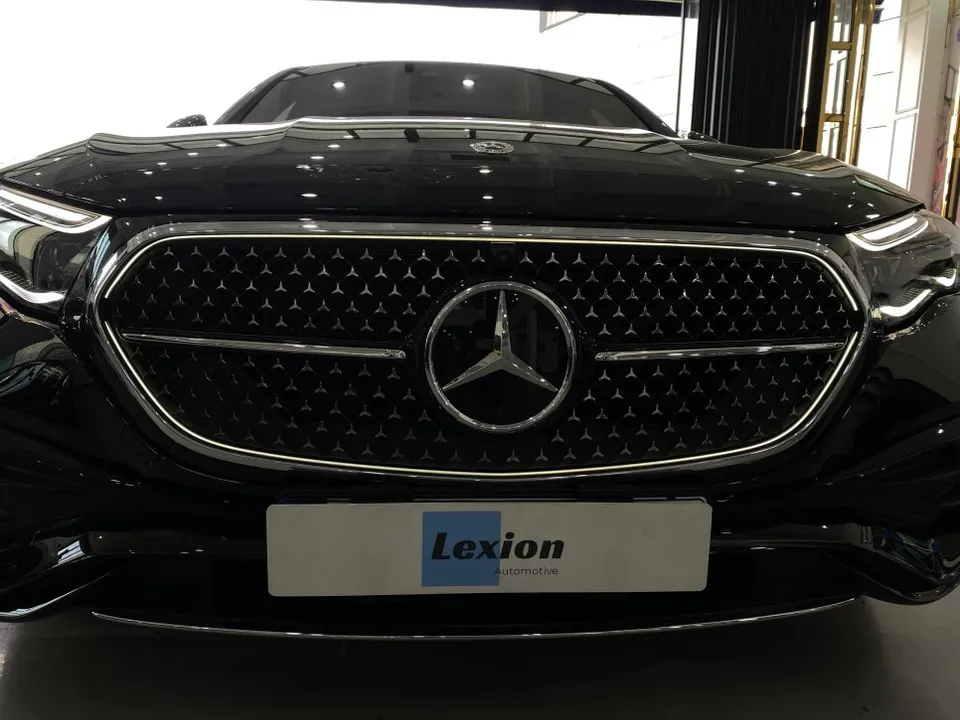 Mercedes-Benz E-Class W214 ambient lighting - Mercedes-Benz E-Class W214 Ambient Lighting Review photo 4
