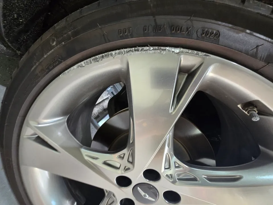 Genesis GV80 wheel repair - Genesis GV80 Wheel Repair & Painting Review photo 3