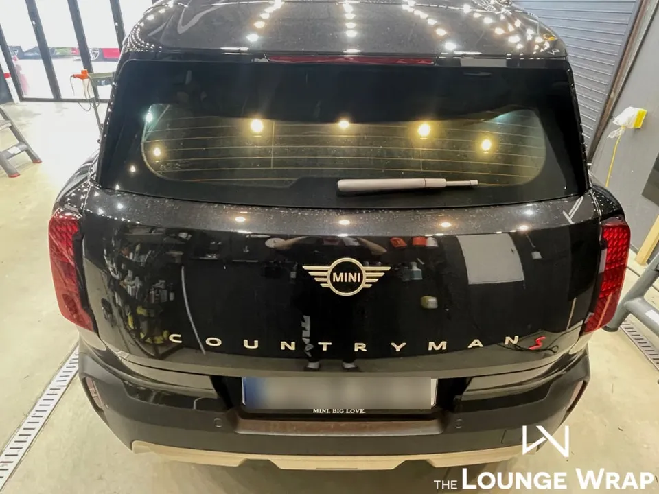 MINI Countrymanのカーラッピング事例 施工写真 5