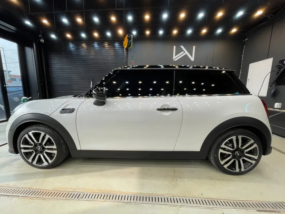 MINI MINI Cooper seat ventilation - MINI MINI Cooper Seat Climate Upgrade Review — Cost & Results photo 4