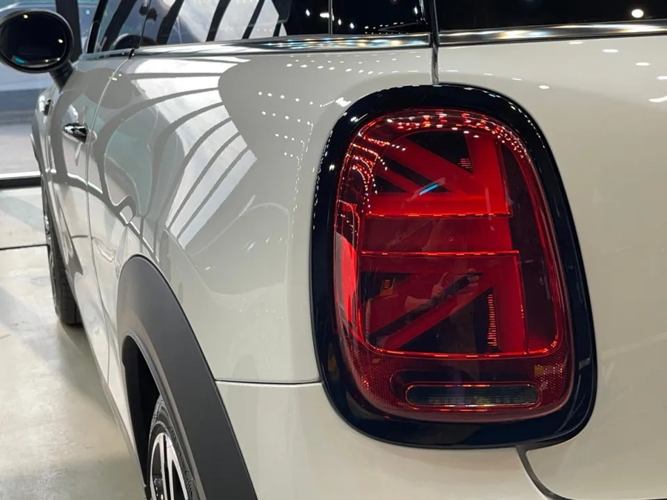 MINI MINI Cooper seat ventilation - MINI MINI Cooper Seat Climate Upgrade Review — Cost & Results photo 5