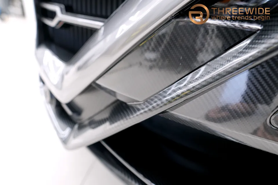 Lamborghini Urusのカーラッピング事例｜費用目安・仕上がり 施工写真 1-1