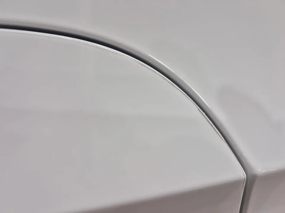 Mercedes-Benz Eクラス PPF施工事例|費用目安・仕上がり 施工写真 3-3