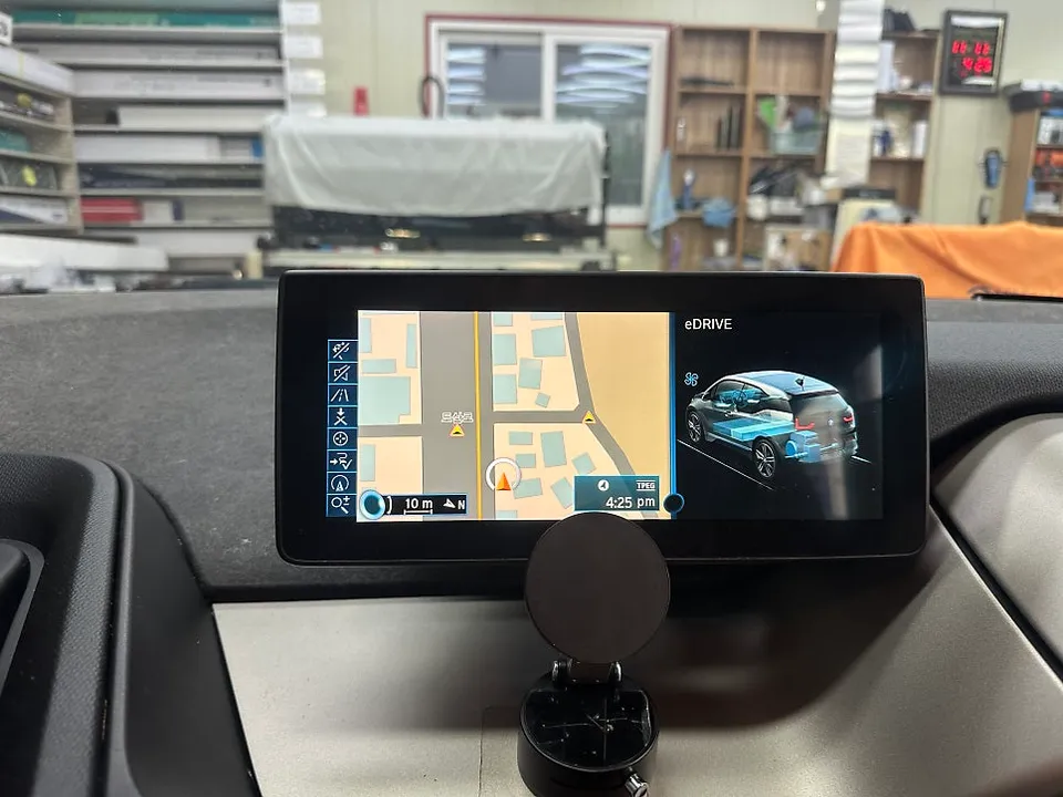 BMW i3 android head unit - BMW i3 Android Head Unit Review: CarPlay Upgrade Cost photo 3