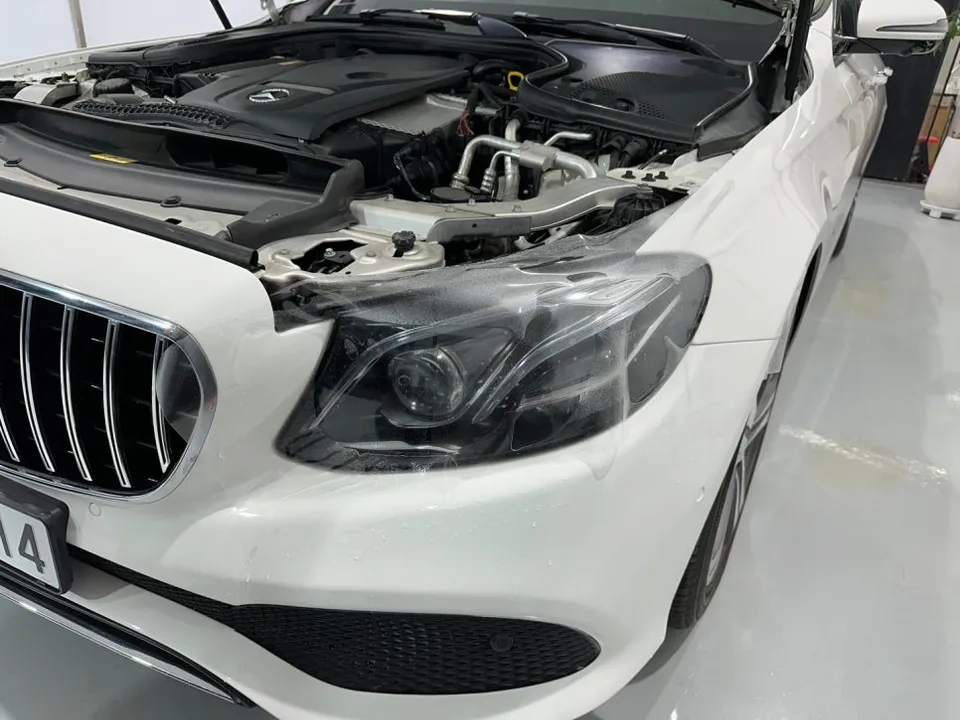 Mercedes-Benz EクラスのPPF施工事例|費用目安と仕上がり 施工写真 2-2