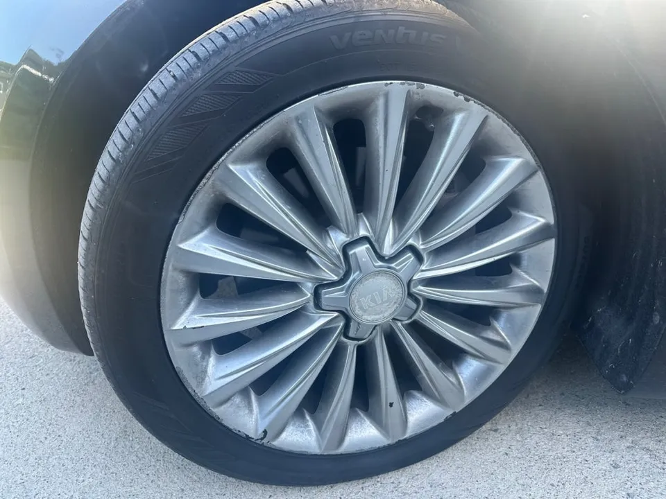 Kia K900 wheel repair - Kia K900 Wheel Repair & Painting Review - Cost & Results photo 3