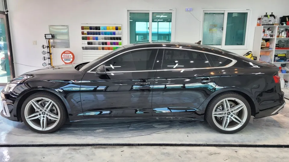 Audi A5 Chrome Delete Review: Blackout Trim Transformation photo 2