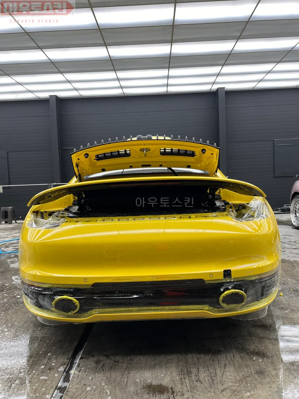 ポルシェ911 PPF施工事例｜費用目安と仕上がり 施工写真 2-3