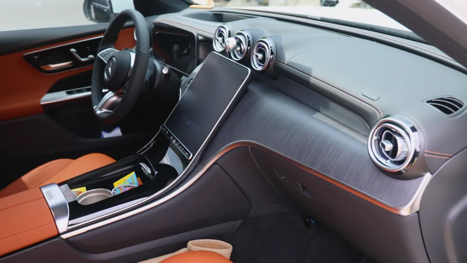 Mercedes-Benz GLC X254 interior customization - Mercedes-Benz GLC X254 Interior Customization Review photo 3