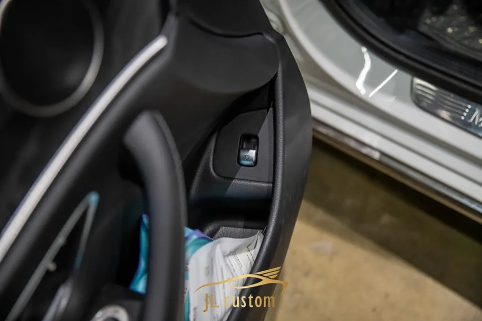 Mercedes-Benz E-Class W213 oem options - Mercedes-Benz E-Class W213 Power Trunk Retrofit Review photo 5