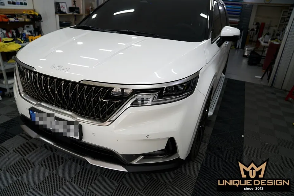 Kia Carnivalのガラスコーティング事例|韓国での施工例 施工写真 2-1