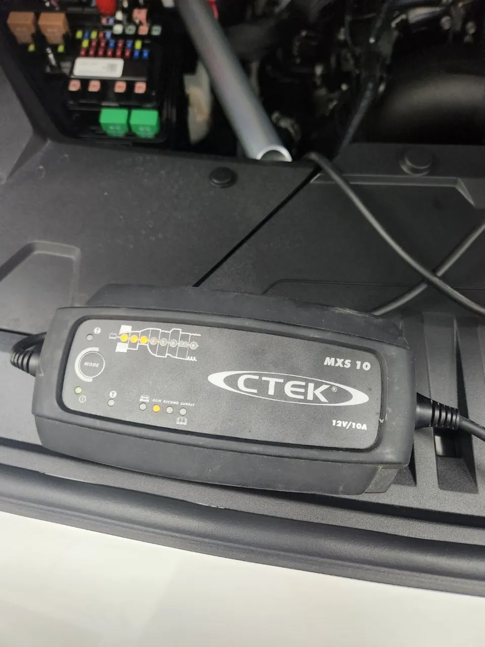 Genesis GV80 PPF施工事例｜費用目安と仕上がり 施工写真 1-2
