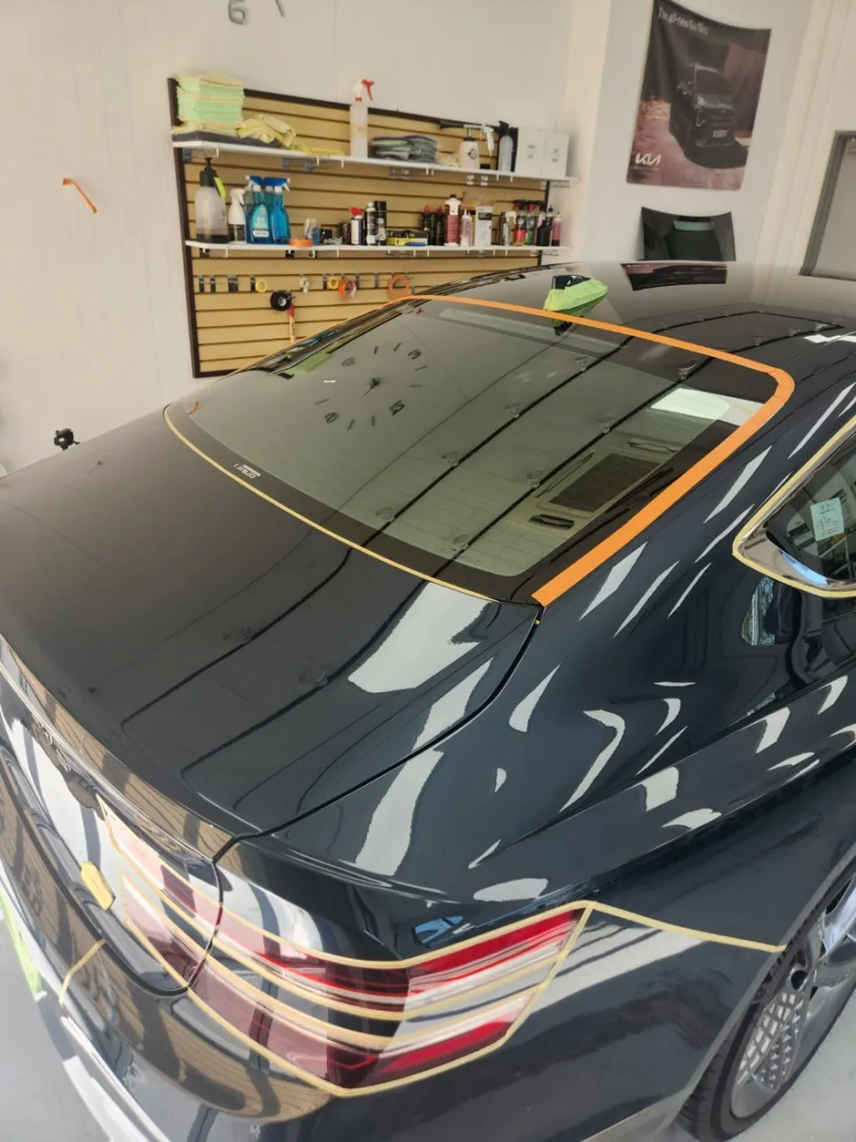 Genesis G80のガラスコーティング事例｜費用目安と仕上がり 施工写真 1-3