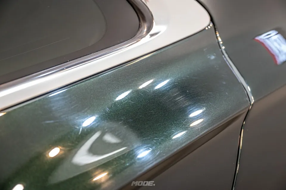Bentley Flying Spurのガラスコーティング事例|費用目安・仕上がり 施工写真 3-1