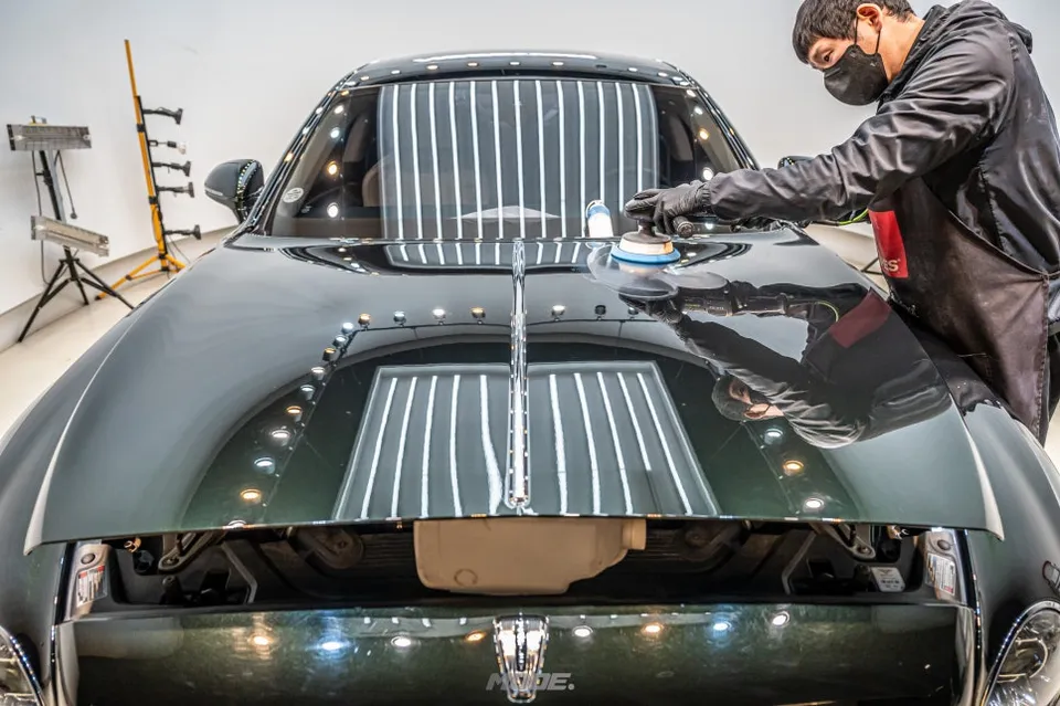 Bentley Flying Spurのガラスコーティング事例|費用目安・仕上がり 施工写真 3-2