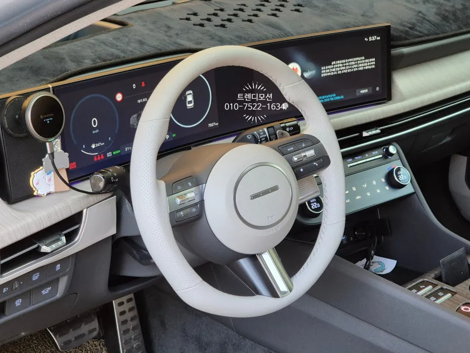 Hyundai Sonata DN8 steering wheel - Hyundai Sonata DN8 Steering Wheel Customization Review photo 3