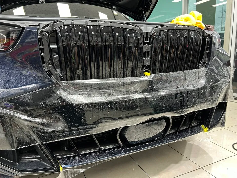 BMW X5 G05 PPF施工事例:費用目安と仕上がり 施工写真 2-3