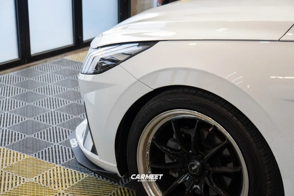 Hyundai Elantra CN7のカーラッピング事例｜費用目安・仕上がり 施工写真 2-1