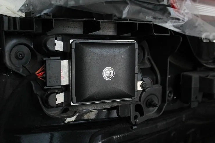 Volkswagen CC oem options - Volkswagen CC Side Assist Upgrade Review photo 5