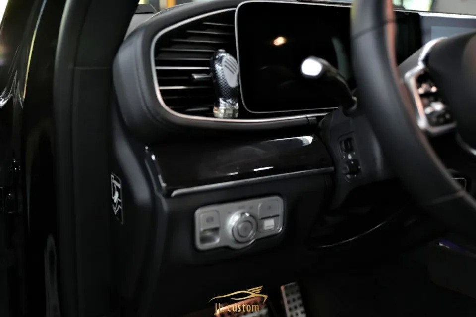 Mercedes-Benz GLE ambient lighting - Mercedes-Benz GLE Ambient Lighting Review: Cost & Results photo 5