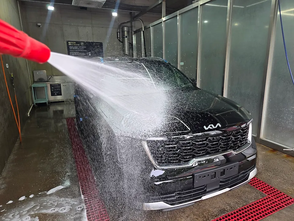 Kia Sorento PPF施工事例｜費用目安と仕上がり 施工写真 2-1