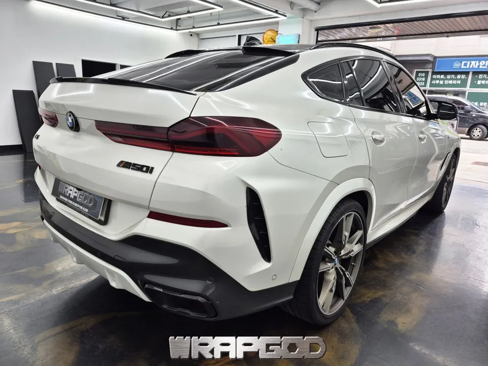 BMW X6のPPF施工事例|費用目安と仕上がり 施工写真 2-2