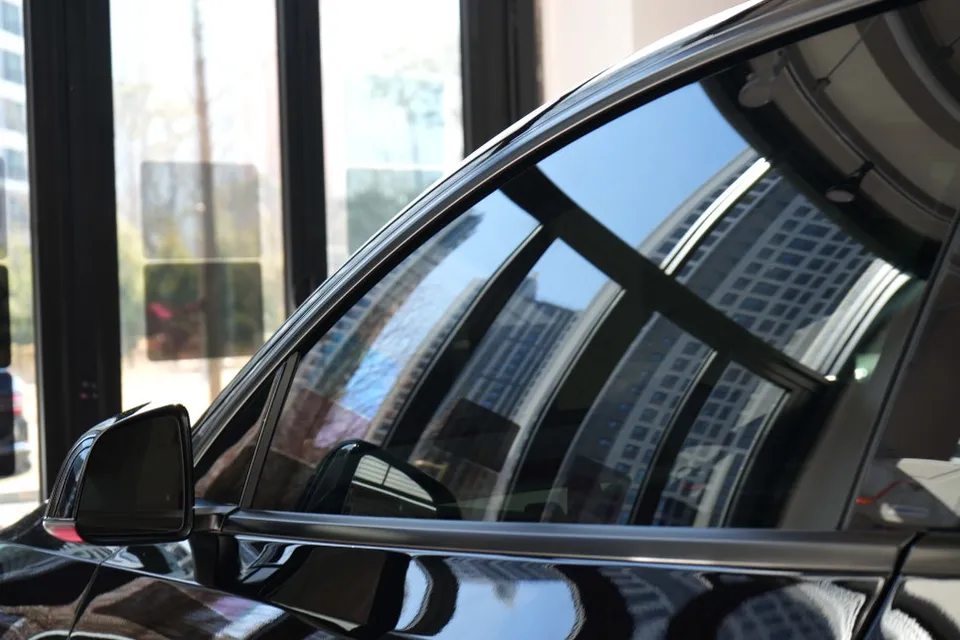 Tesla Model Yのカーフィルム施工事例｜費用目安・仕上がり 施工写真 3-2
