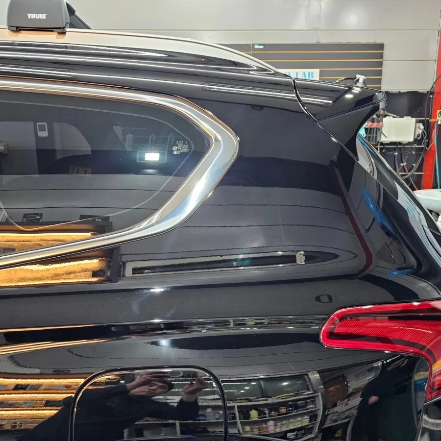 Hyundai Santa Fe TM ceramic coating - Hyundai Santa Fe Ceramic Coating Review — Stain Removal & Shine photo 4