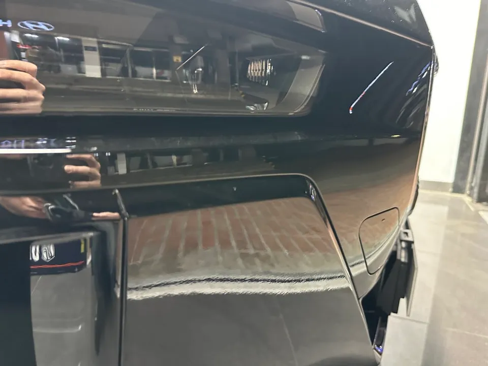 BMW 7 Series G11 カーラッピング事例｜費用目安・仕上がり 施工写真 2-3