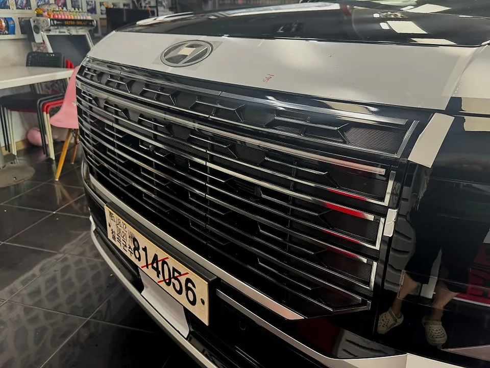 Hyundai Palisade LX3のカーラッピング事例|クローム処理 施工写真 2-1