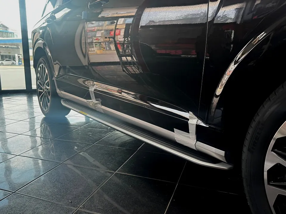 Hyundai Palisade LX3のカーラッピング事例|クローム処理 施工写真 2-2