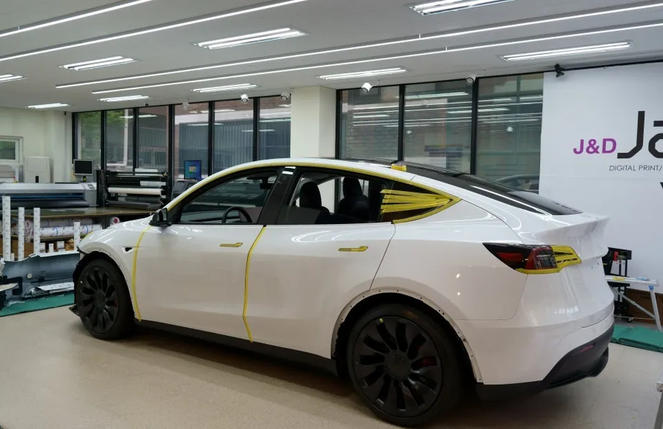 Tesla Model Y wheel repair - Tesla Model Y Wheel Repair & Refinishing Review — Like New photo 3