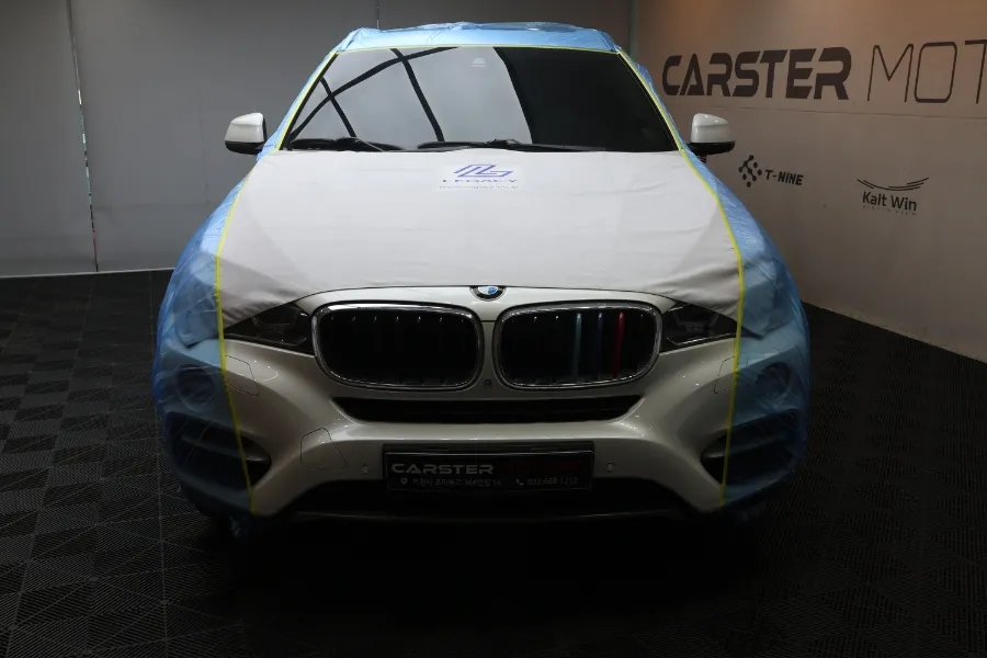 BMW X6のカーフィルム施工事例｜費用目安と仕上がり 施工写真 3-2