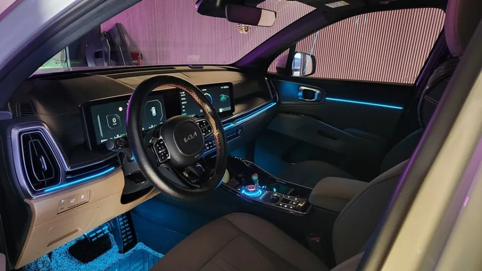 Kia Sorento MQ4 ambient lighting - Kia Sorento Ambient Lighting Upgrade Review photo 5
