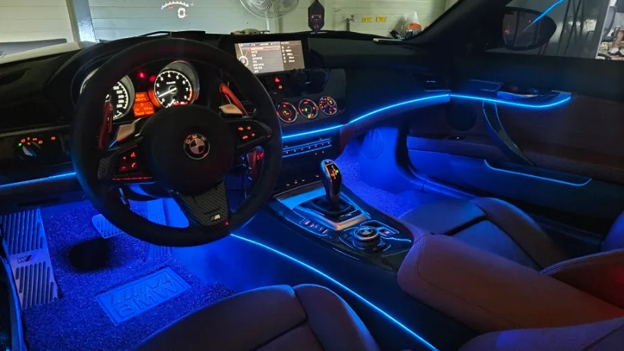 BMW Z4 ambient lighting - BMW Z4 Ambient Lighting Upgrade Review photo 5