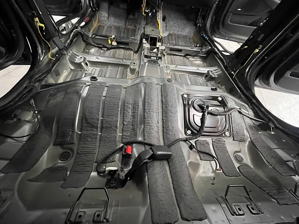 Hyundai Sonata DN8 soundproofing - Hyundai Sonata DN8 Soundproofing Review: Road Noise Reduction photo 3