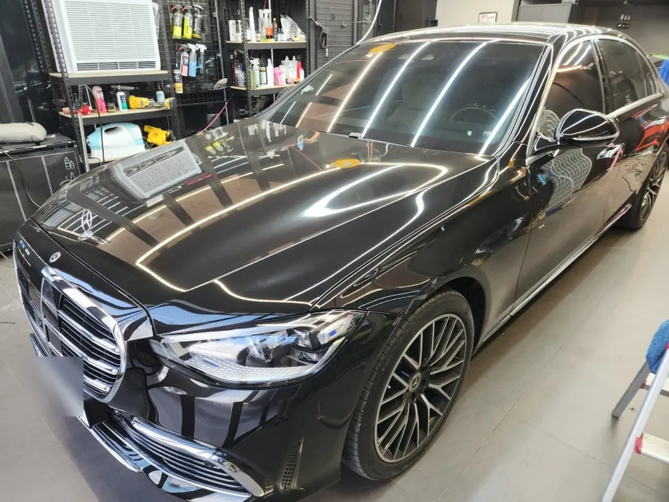 メルセデス・ベンツ Sクラス W223 カーラッピング事例｜費用目安・仕上がり 施工写真 3-3
