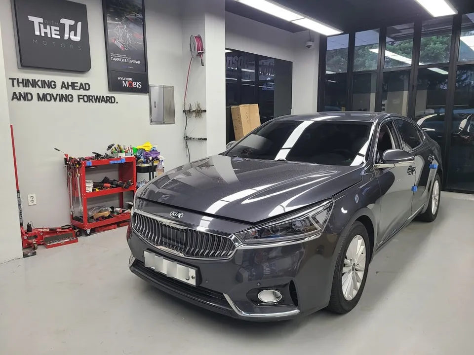 Kia K7 lighting upgrade installation result